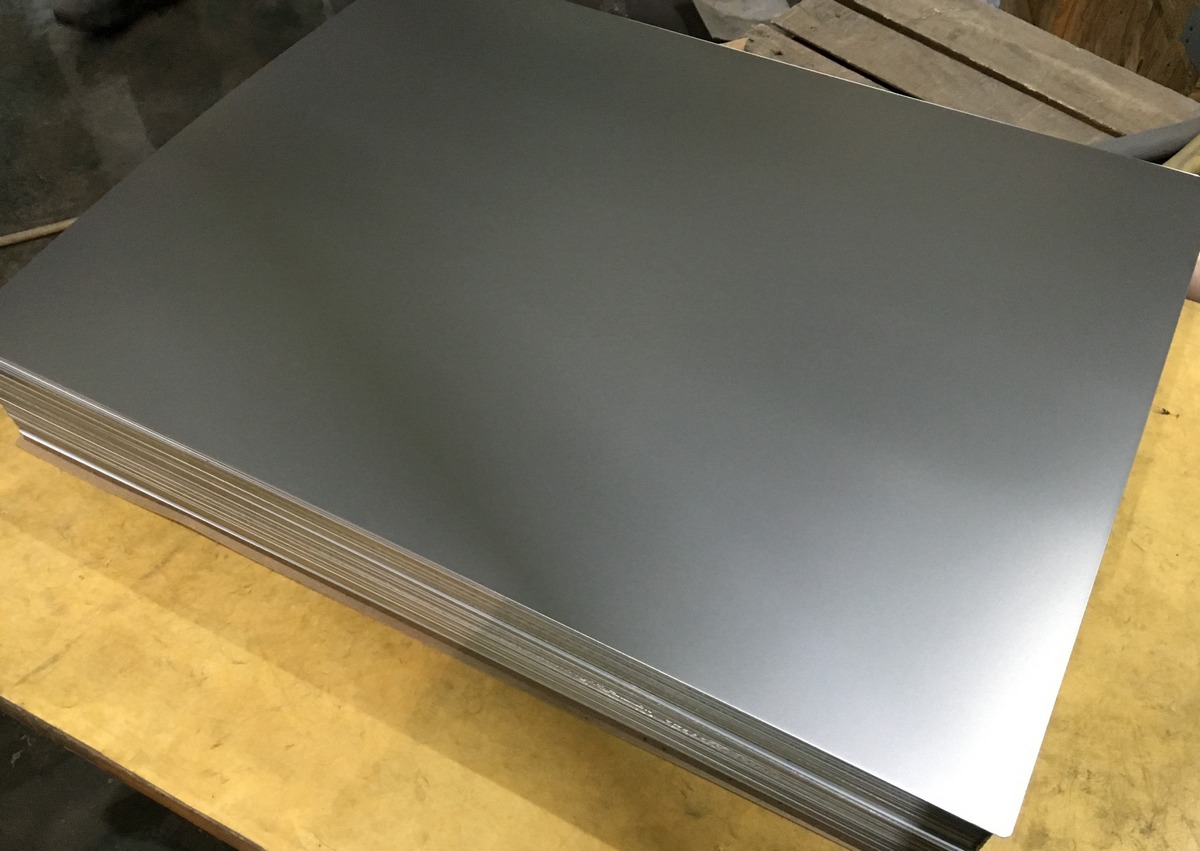Алюминиевый лист 10х1200х3000 Д1А