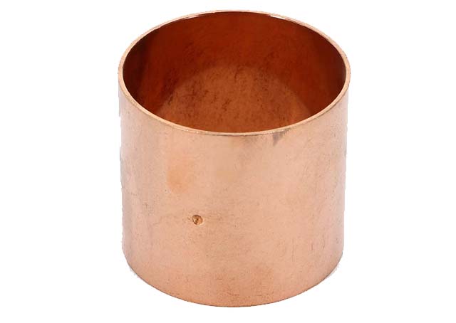 Медная муфта под пайку 4 1/8