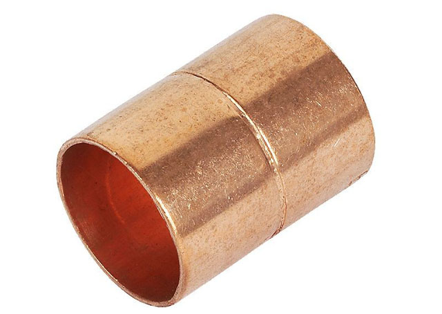 Медная муфта под пайку 4 1/8